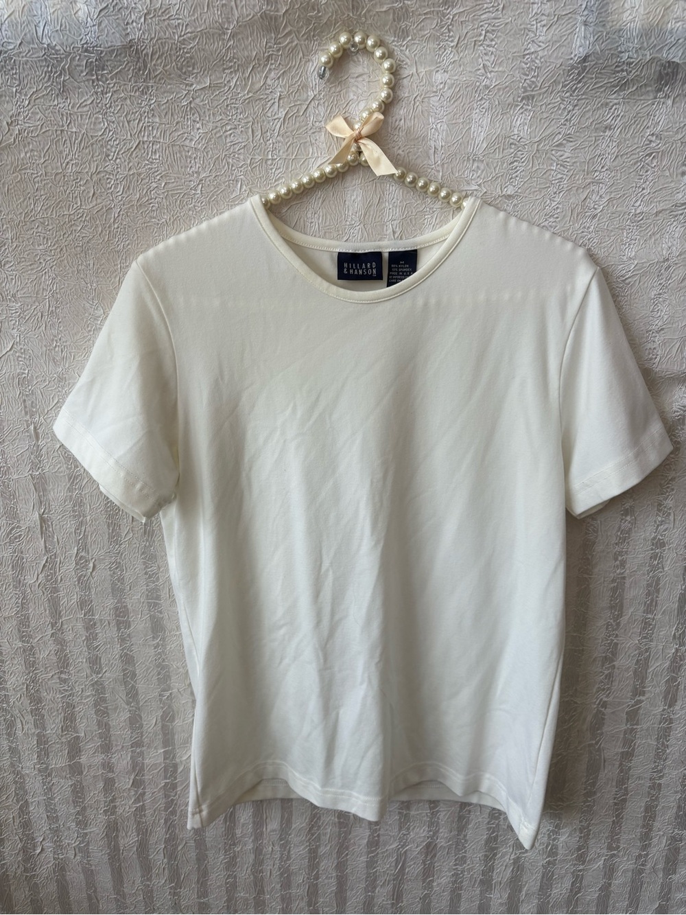 Hillard & Hanson White Crewneck Top